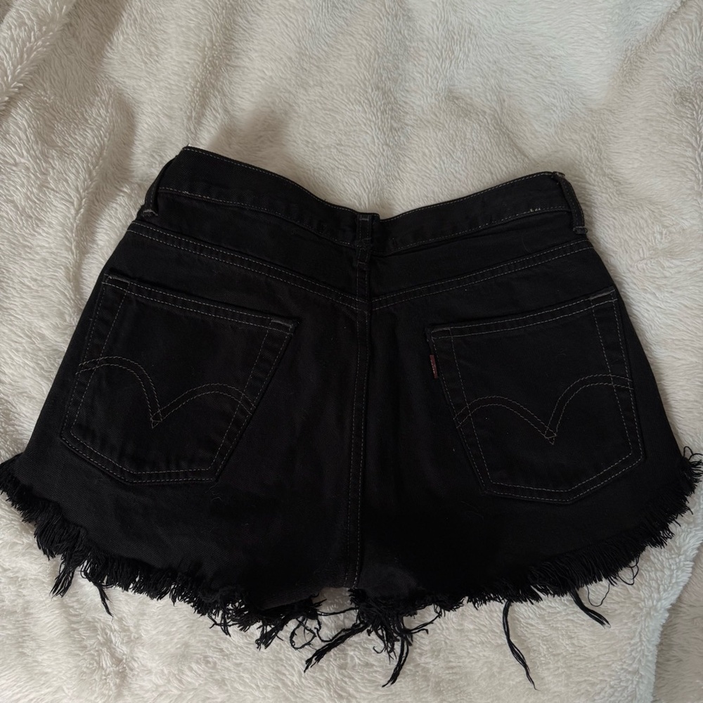 Vintage Levi’s Black Denim Women Shorts